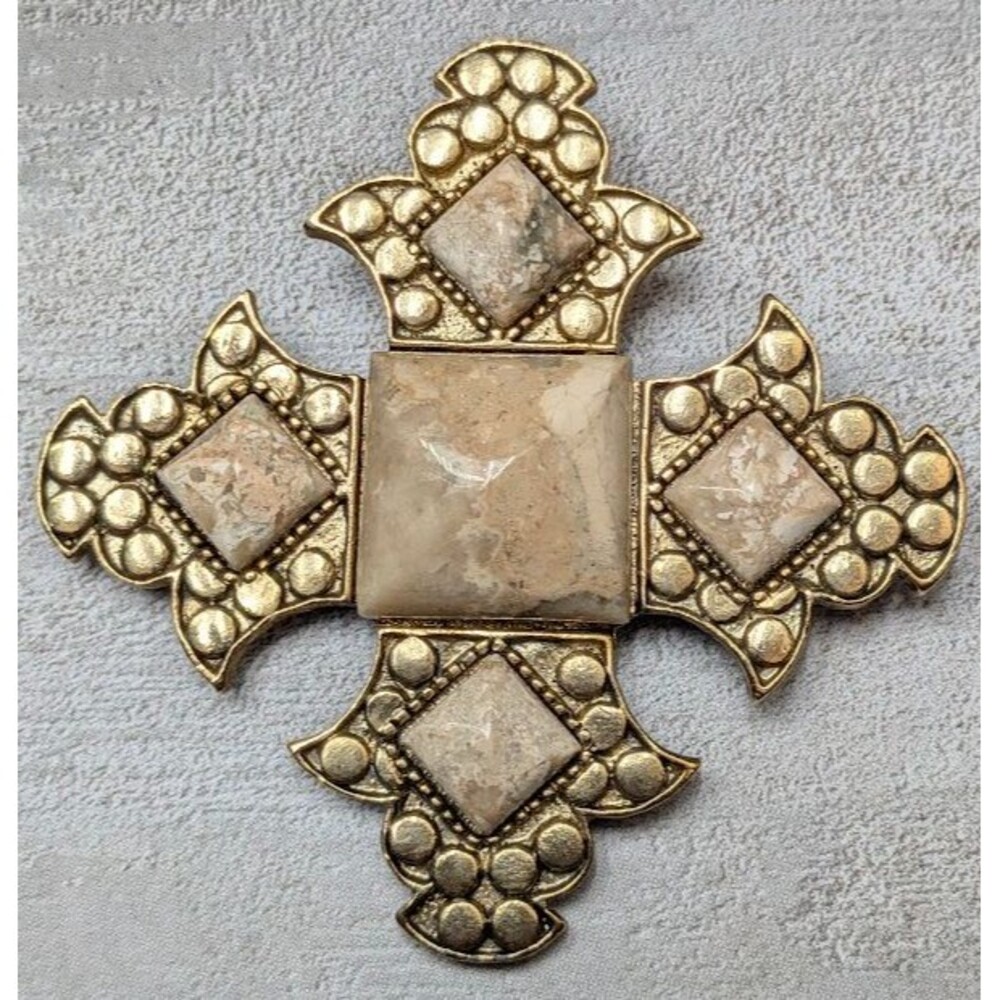 Vintage Maltese Cross Brooch Jasper Cabochon Gold Tone Statement Pin 31g 2.6in